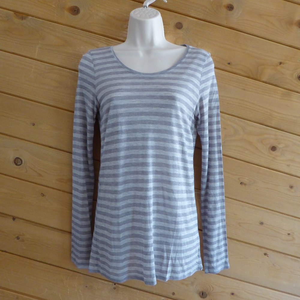 Eileen Fisher Gray Stripe Long Sleeve Fitted Causal Shirt Lightweight Top XS